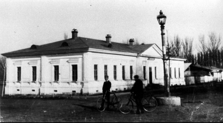Верненское городское женское училище - 1910