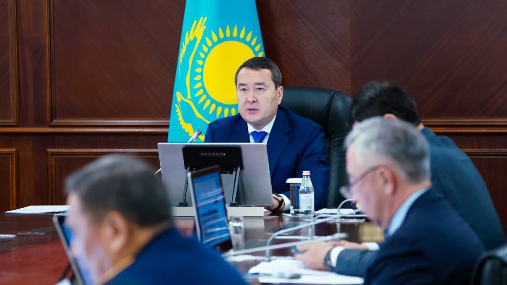 Казахстан решает проблему нехватки электрических мощностей