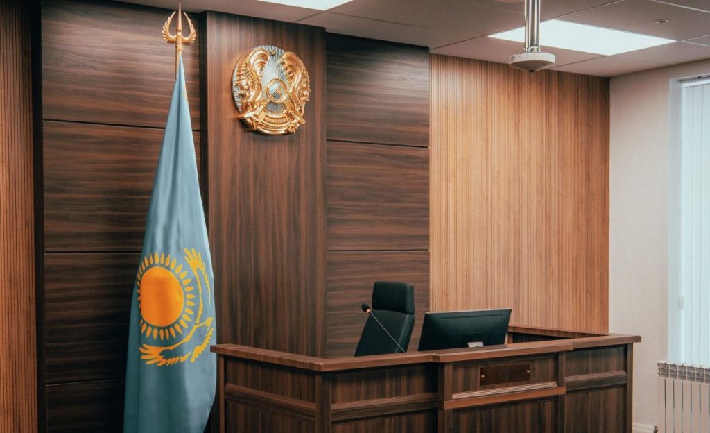 В 85,6% случаев суды в Казахстане принимают сторону заявителя