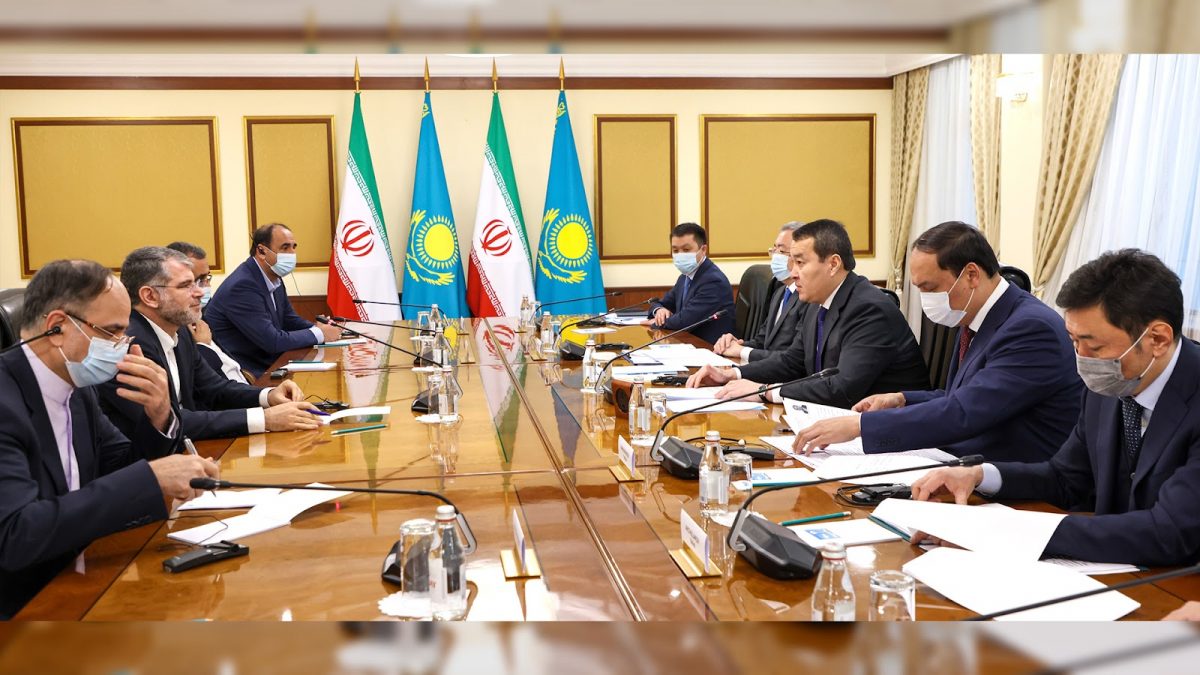 Казахстан и Иран намерены увеличить общий объем торговли до  млрд