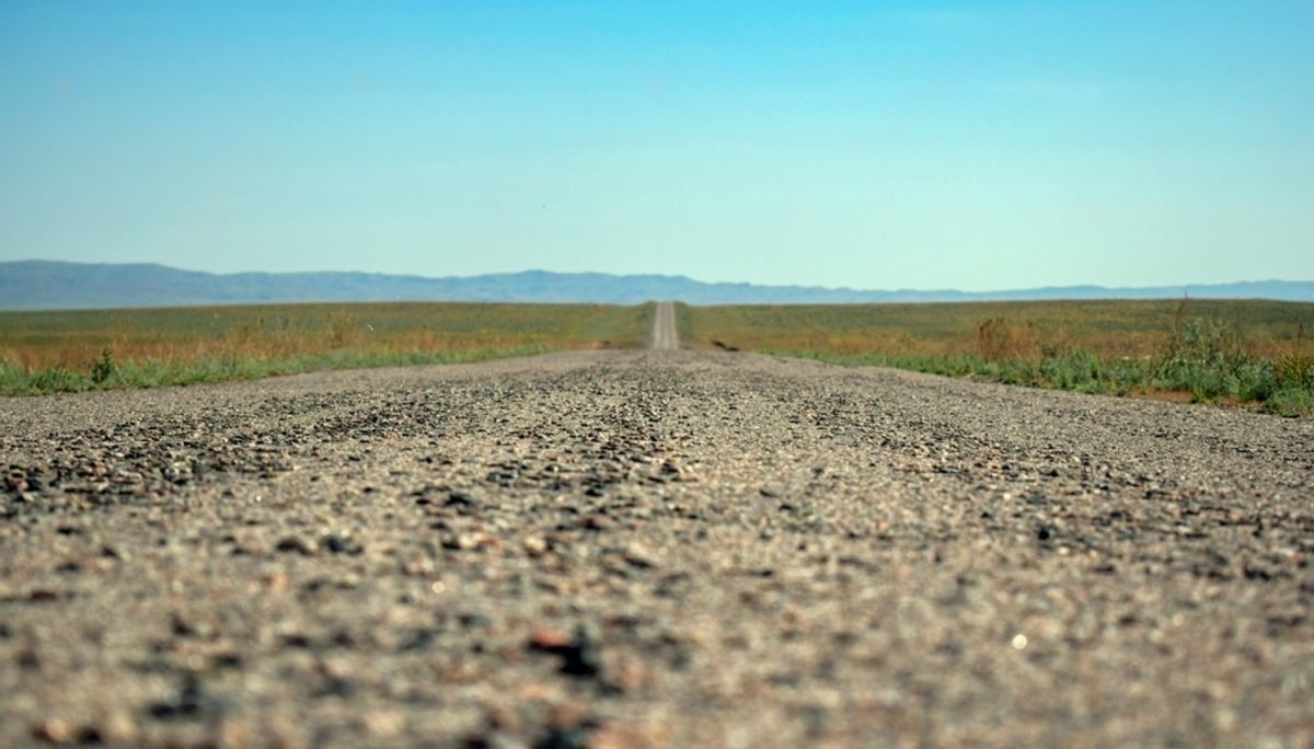 85% из 70 000 километров местных дорог в Казахстане в настоящее время находятся в хорошем состоянии