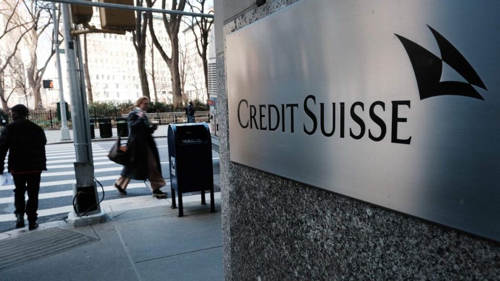 Акции Credit Suisse сегодня колеблются на Швейцарской фондовой бирже