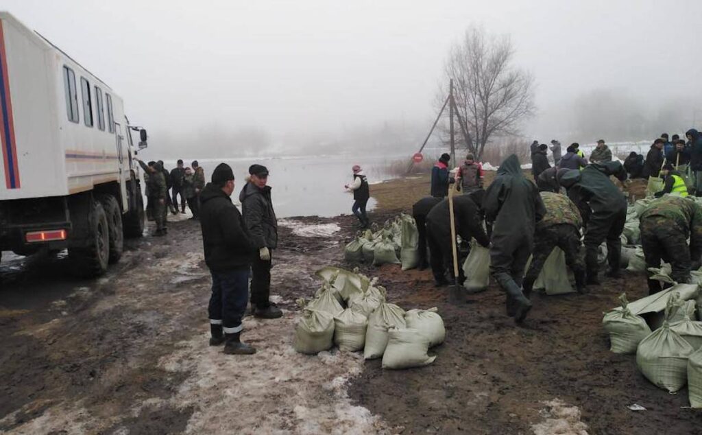 Более 40 тыс. куб.м. воды откачано в ЗКО в результате паводков