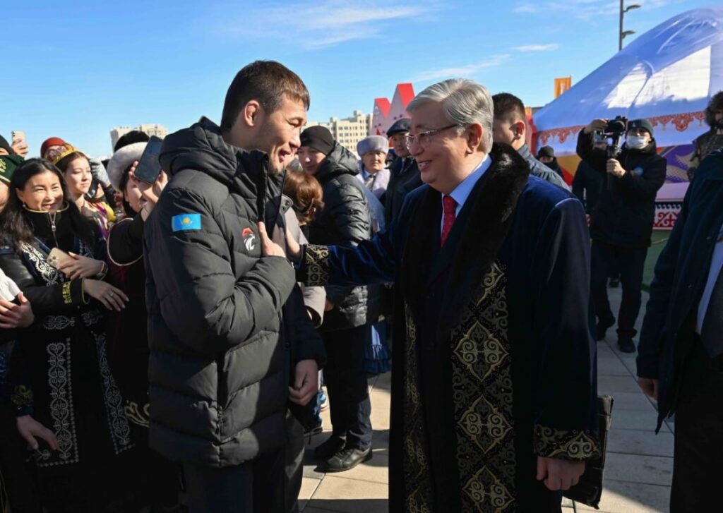 Касым-Жомарт Токаев пригласил Шавката Рахмонова на прием