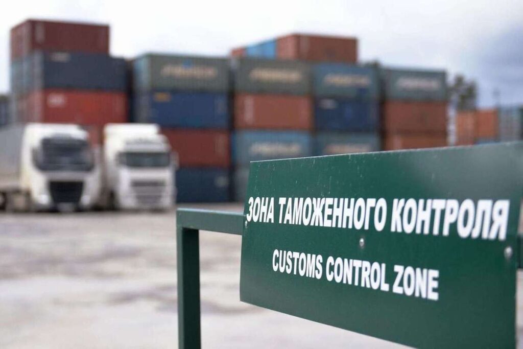Казахстан вводит обязательные накладные на товары стран ЕАЭС - Bizmedia.kz