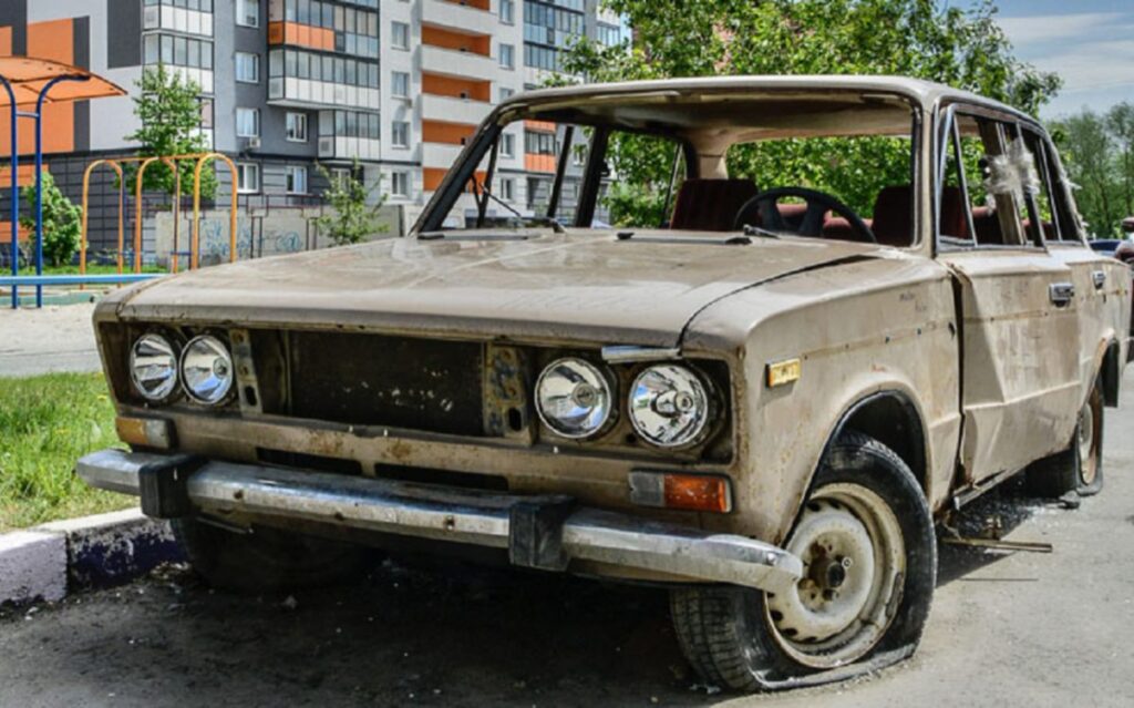 Казахстанцы начали ставить на учет больше автохлама