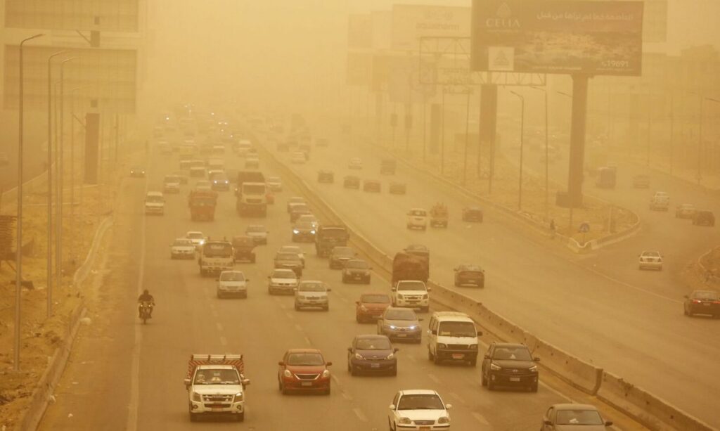Песчаная буря из Китая с мелкой вредной пылью накроет Южную Корею