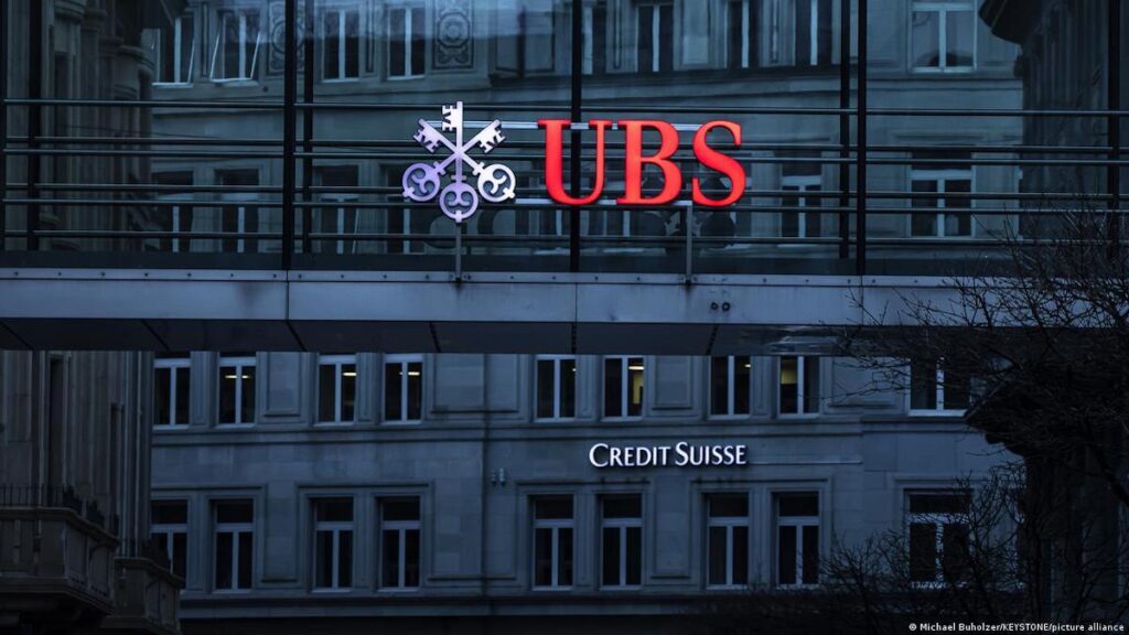 Шок и тревога: UBS покупает проблемного конкурента, угрожая рабочим местам в Швейцарии