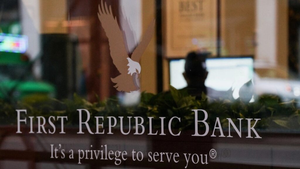 Американский банк First Republic пытается продать активы выше рыночной цены