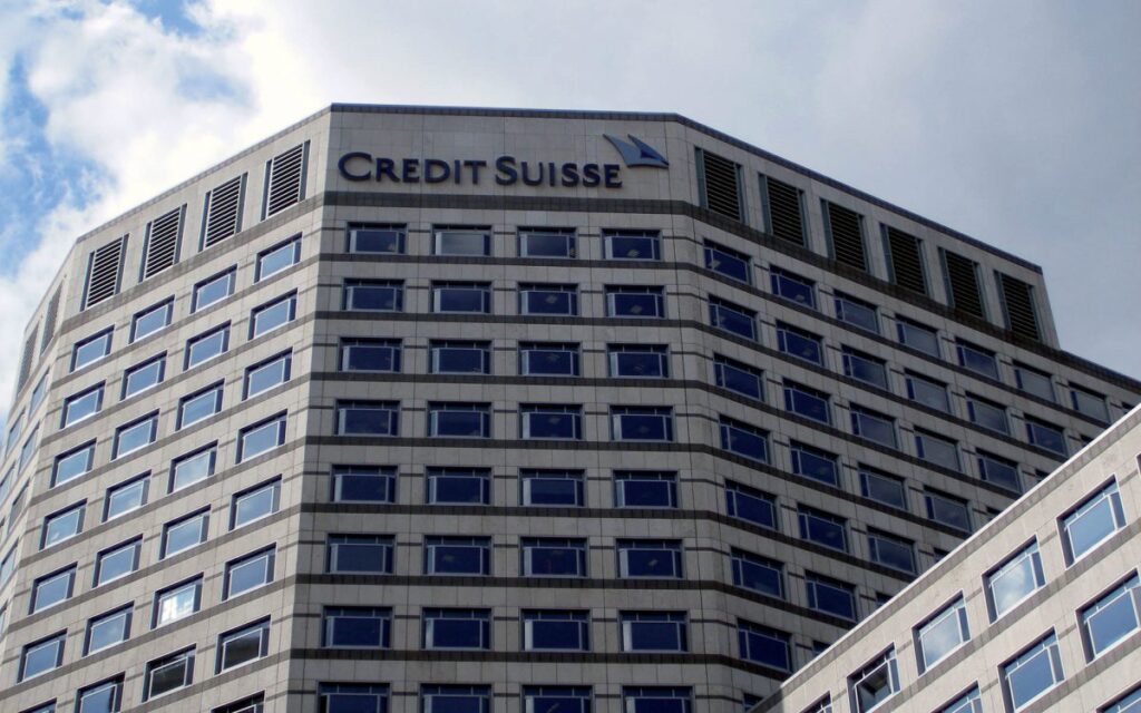 Банк Англии одобрил поглощение UBS компанией Credit Suisse в Великобритании