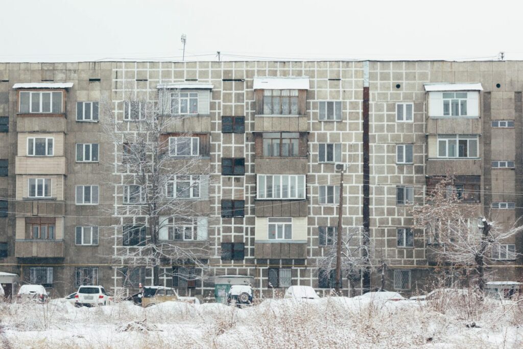 Депутат Даулет Мукаев: Отсутствие жилья становится главной причиной разводов