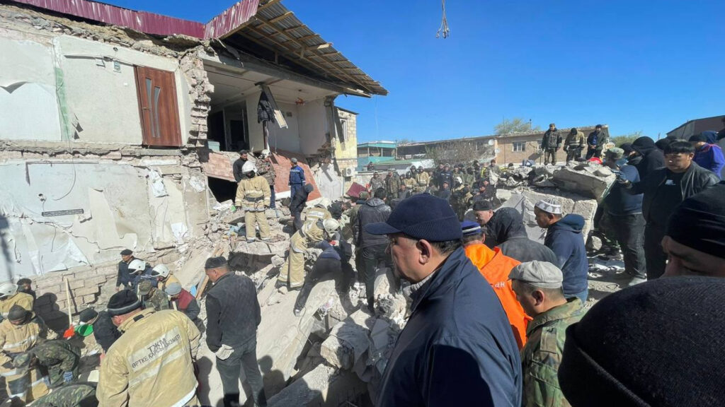 Двое пострадавших мужчин при взрыве в Жанаозене скончались в больнице