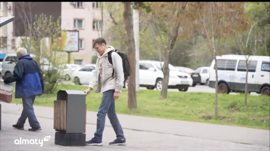 В Алматы провели социальный экологический эксперимент 