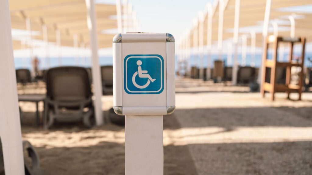 Более 182 тысяч услуг были предоставлены людям с инвалидностью через Портал соцуслуг с начала 2023 года