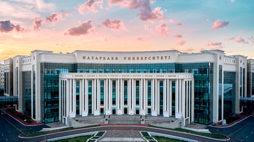 Здание Назарбаев Университета в Астане