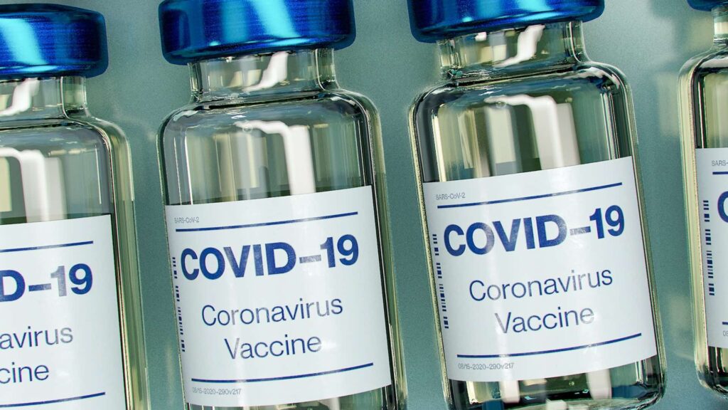 Вакцина от COVID-19 в баночке для вакцин