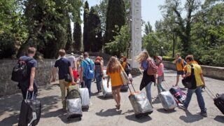 В Казахстан на отдых и реабилитацию прибыли дети из Украины