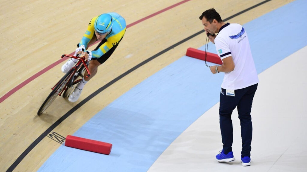 Казахстанская сборная по велотреку 14 медалей в Афинах на Track Grand Prix 2023