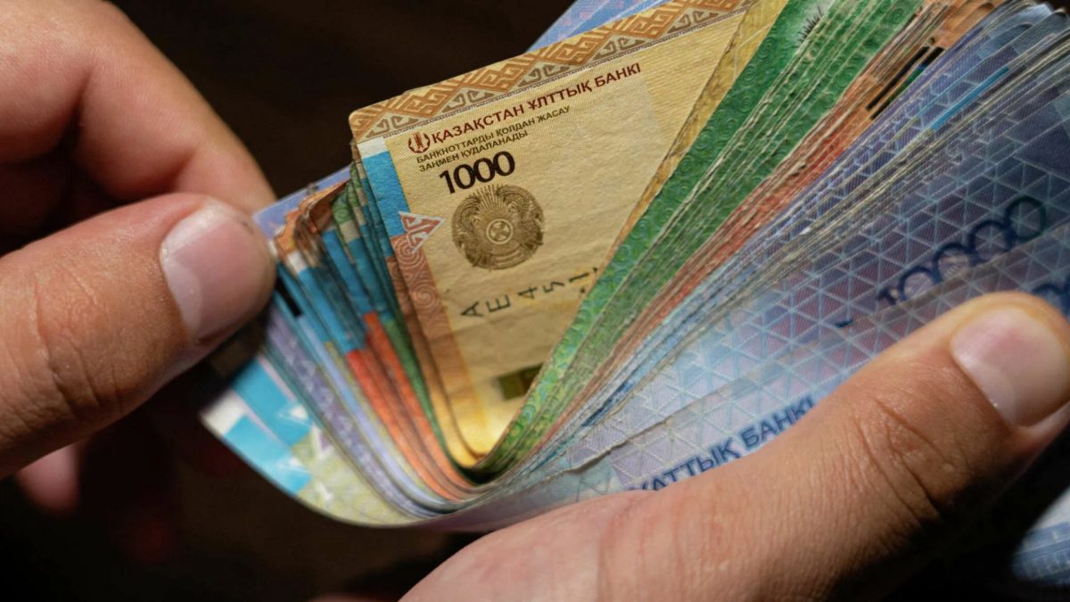 Казахстанские бизнесмены могут единоразово выдать грант в 1,3 миллиона тенге