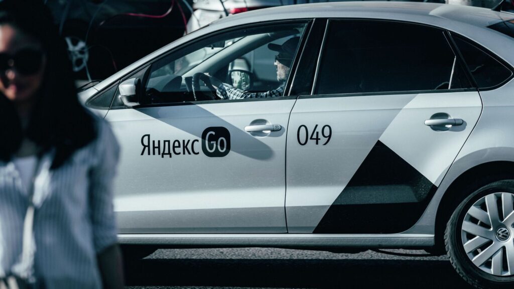 МТСЗН и КГД приступили к реализации пилотного проекта по платформенной занятости с «Яндекс.Такси»