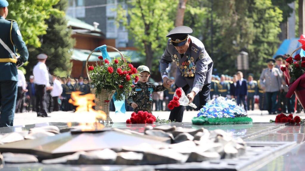 В Алматы прошел праздничный концерт, посвященный Дню защитника Отечества