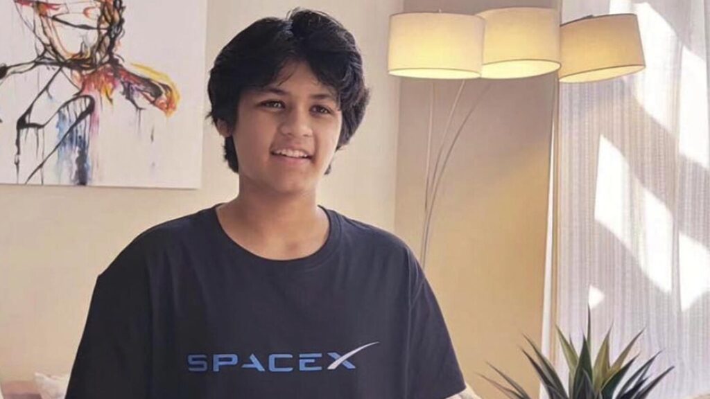 14-летний гений программирования нанят на работу в SpaceX