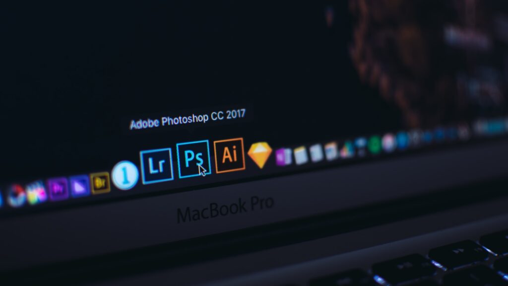 Adobe увеличила прибыль и выручку на 10% во втором квартале 2023 финансового года