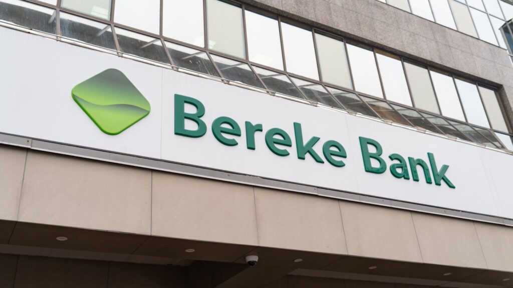 Bereke Bank возобновил валютные операции