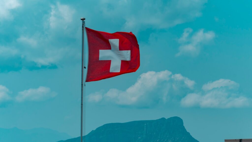 ЦБ Швейцарии готов ужесточить денежно-кредитную политику в будущем