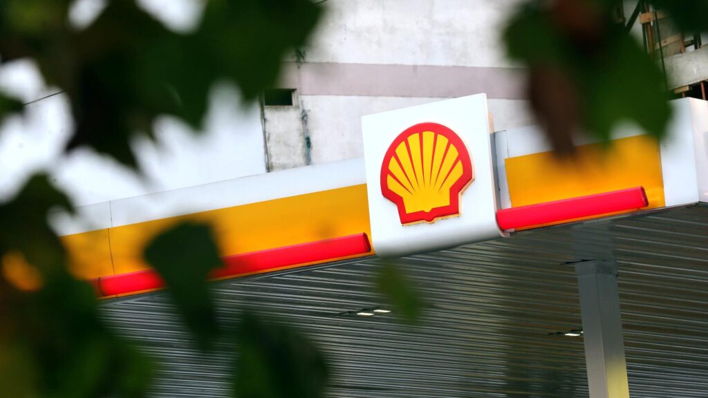 Shell планирует выйти из розничного бизнеса в трех странах из-за низких доходов