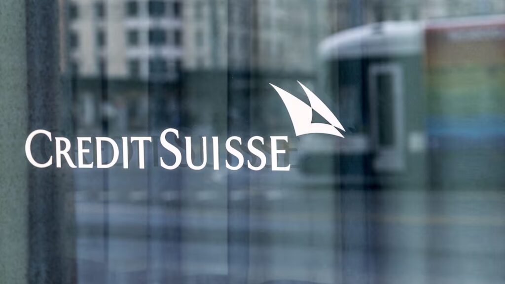 UBS получит до  млрд господдержки по сделке с Credit Suisse