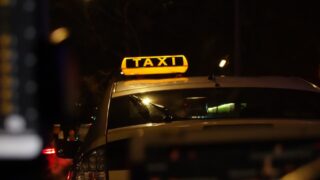 30 тысяч в год — на такси: во сколько казахстанцам обходятся поездки