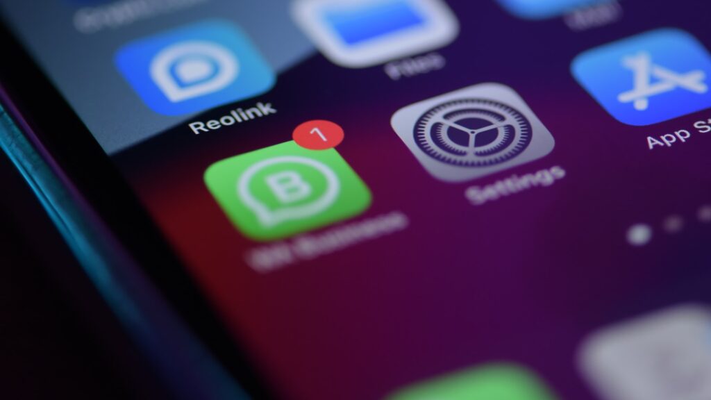 За три года использование WhatsApp Business выросло в четыре раза