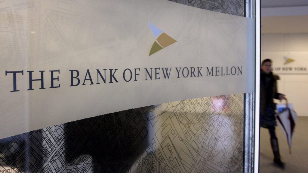 BNY Mellon увеличил чистую прибыль во 2 квартале на 23%