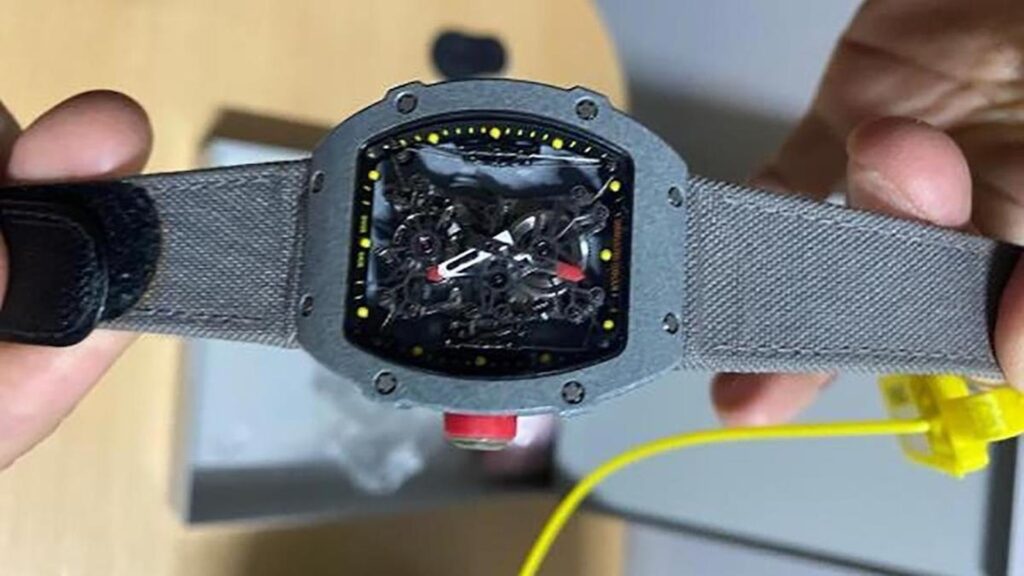 Часы Richard Mille были проданы за 196 миллионов 834 тысячи тенге