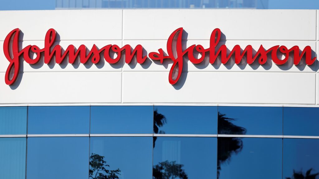 Johnson & Johnson прогнозирует рост прибыли в 2023