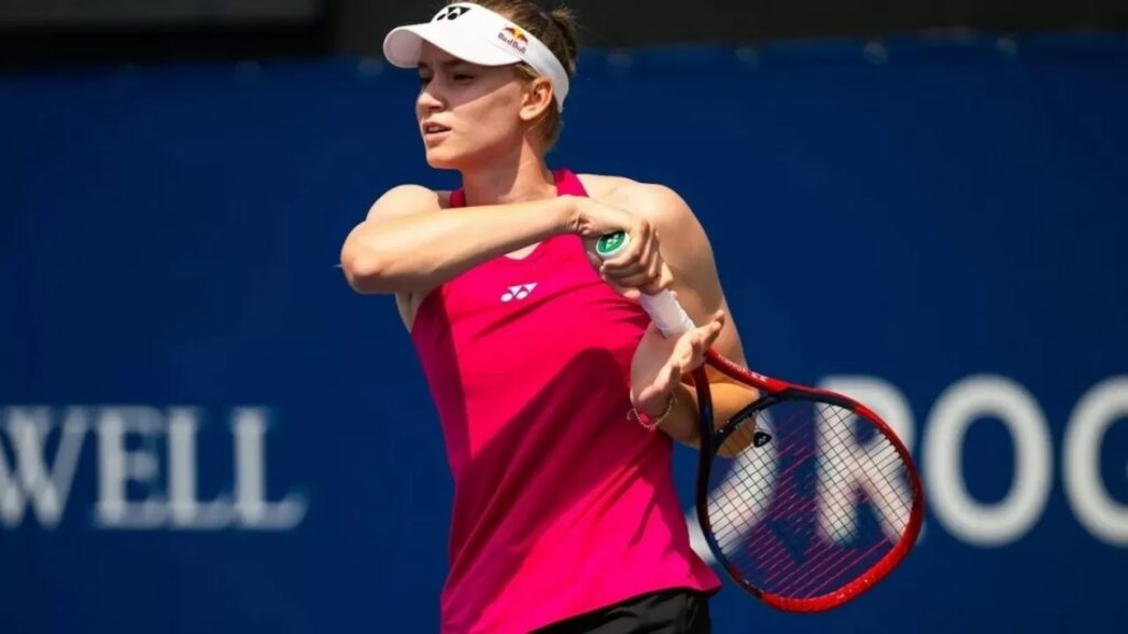 Елена Рыбакина разгромила первую соперницу на US Open