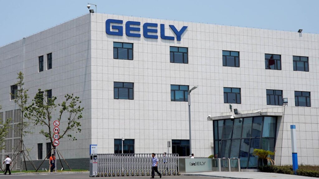 Geely увеличил выручку на 26% благодаря продажам электромобилей