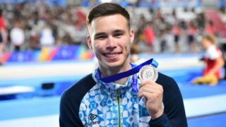 Казахстанский гимнаст Нариман Курбанов стал трехкратным чемпионом Азии