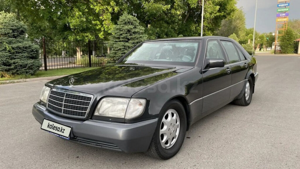 Продают автомобиль Назарбаева — Mercedes 600 SEL GUARD B7, выдерживающий обстрел из автомата и снайперской винтовки