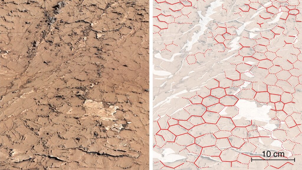 Снимки поверхности Марса раскрывают тайну странных многоугольников и фигур