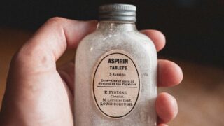 Ученые: Отказ от аспирина увеличивает риск повторного сердечного приступа