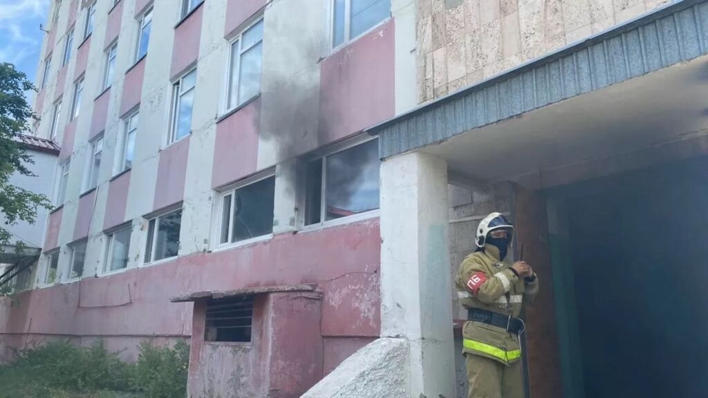 В городской больнице Экибастуза произошло возгорание проявочной машины