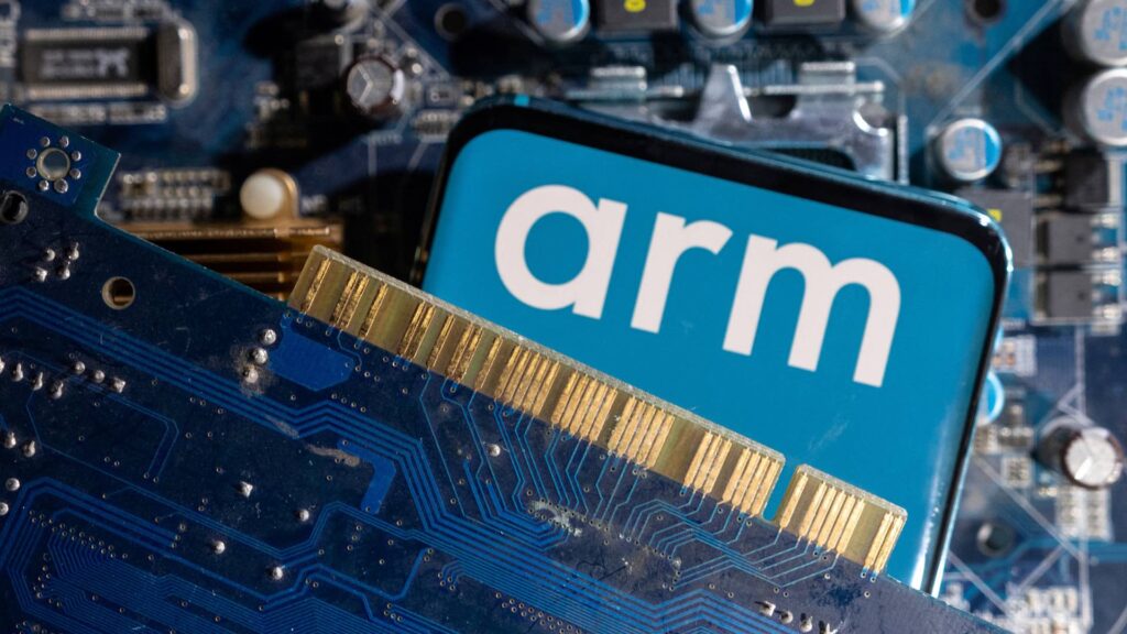 Акции разработчика микросхем Arm Holdings выросли на 17% в первый день торгов на бирже Nasdaq