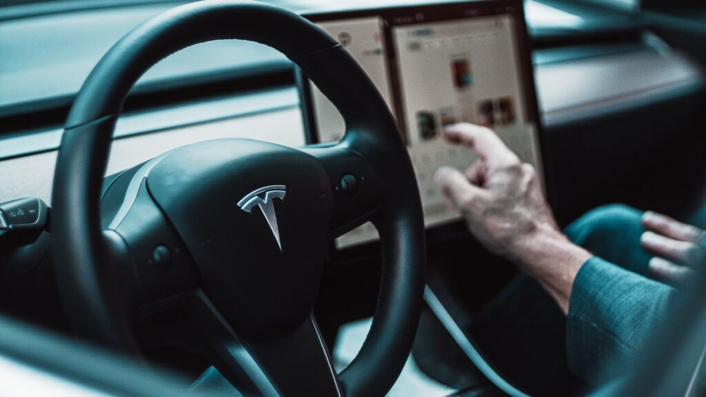 В течение двух лет расходы Tesla на минералы из Австралии увеличились втрое - Bizmedia.kz