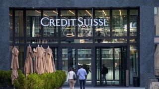 Неровное восстановление европейских банков в течение года после краха Credit Suisse