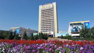 Земли КазНУ вернули государству в Алматы