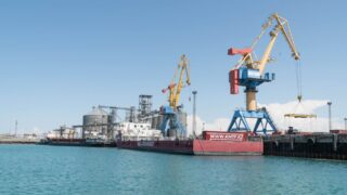 В международном порту Актау начинаются дноуглубительные работы