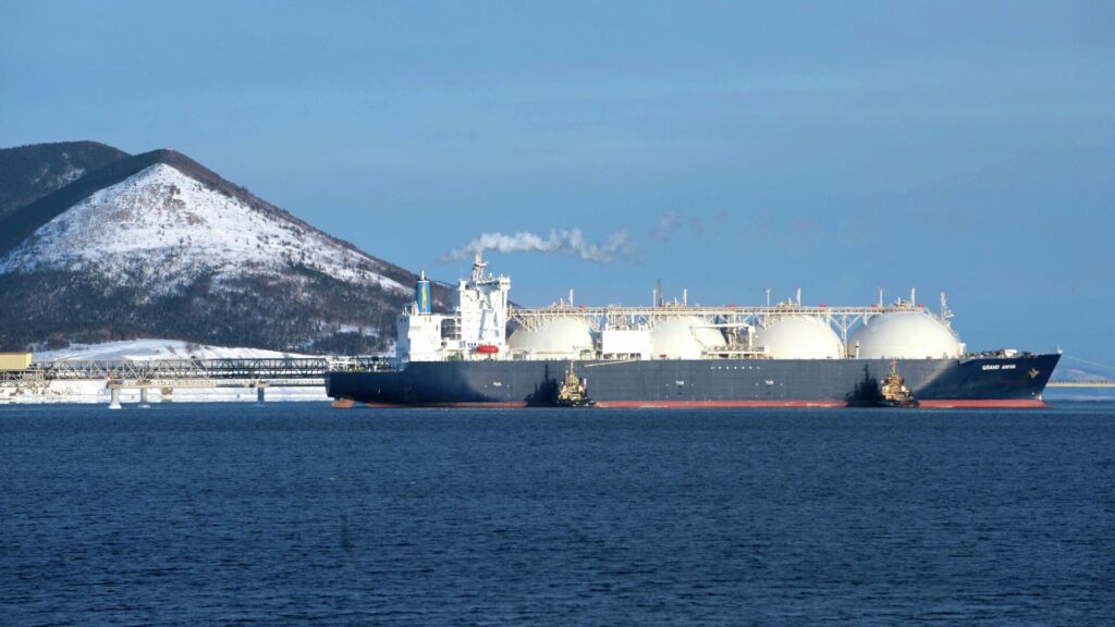 Oman LNG подписала девятилетнее соглашение о поставках СПГ британской компании BP