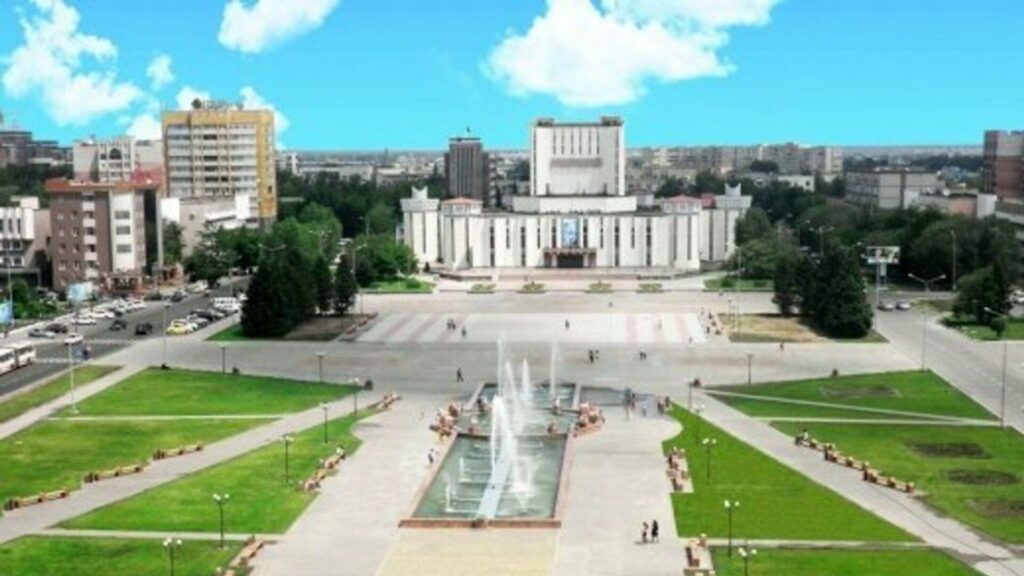 Работников социальной сферы в Семее поздравили с днем города - Bizmedia.kz